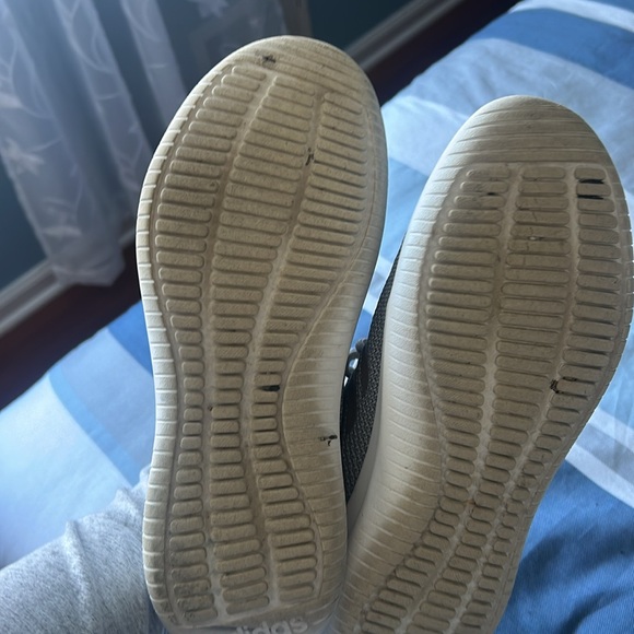 Women’s Adidas Cloadform sneakers - Picture 5 of 6